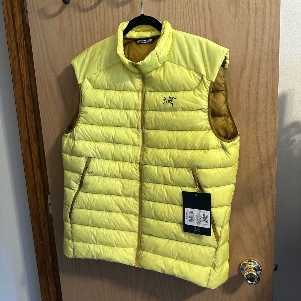 Arcteryx Men’s Cerium Vest Extra Large Color: Oracle (30313)